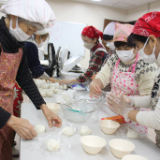 Fukuoka-homeless-soup-kitchen-support-5